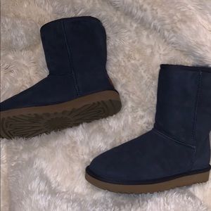 NAVY BLUE UGGS 💙